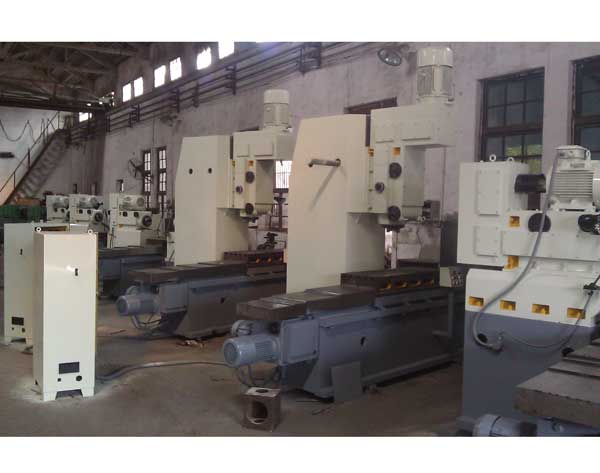 立式銑削組合機(jī)床